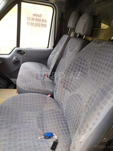 Ford Transit 2013, 170,000 km - 2.2 л - Qusar