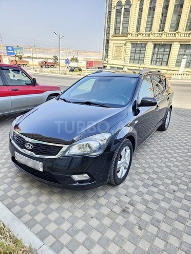 Kia  2010, 303,068 km - 1.6 l - Bakı