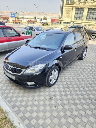 Kia  2010, 303,068 km - 1.6 l - Bakı