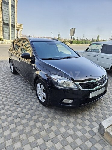 Kia  2010, 303,068 km - 1.6 l - Bakı