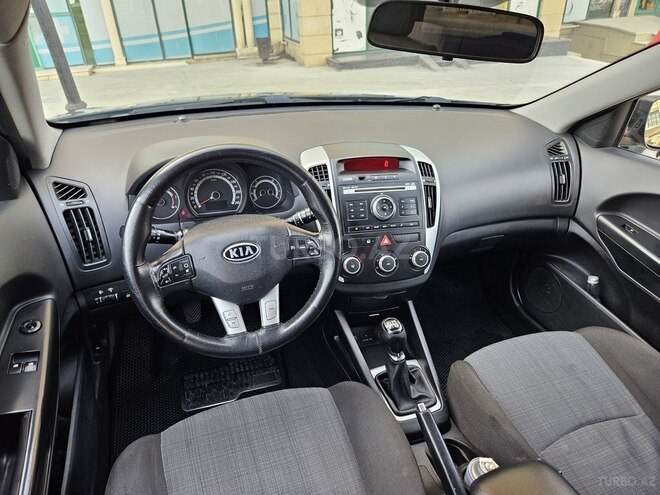 Kia  2010, 303,068 km - 1.6 l - Bakı