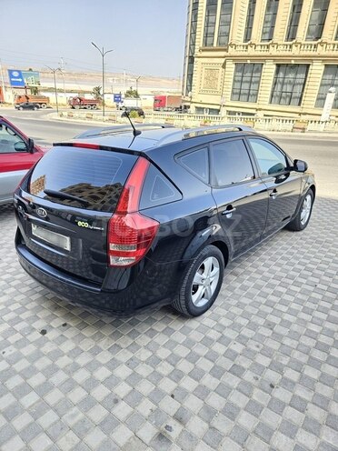 Kia  2010, 303,068 km - 1.6 l - Bakı