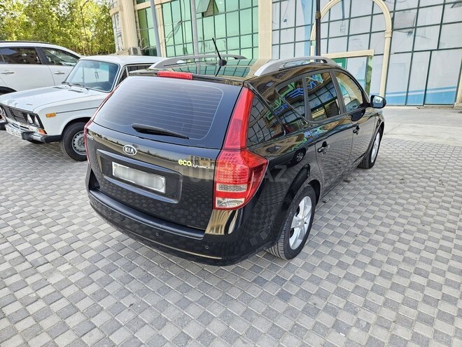 Kia  2010, 303,068 km - 1.6 l - Bakı