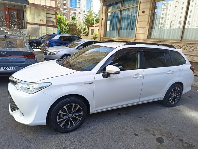 Toyota Corolla Fielder 2015, 132,000 km - 1.5 l - Bakı