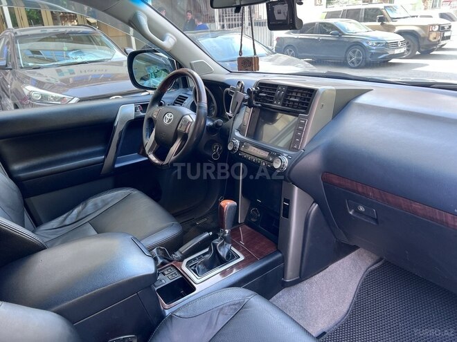 Toyota Land Cruiser Prado 2011, 308,000 km - 2.7 л - Bakı