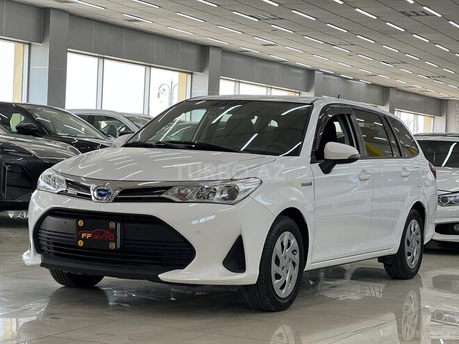 Toyota Corolla Fielder 2018, 194,000 km - 1.5 л - Bakı