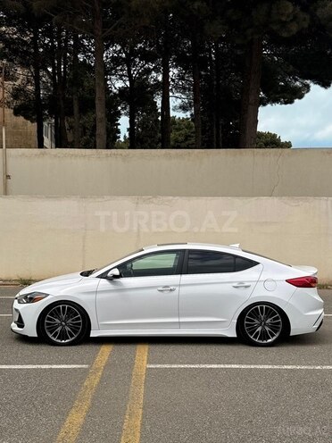 Hyundai Elantra 2018, 127,138 km - 1.6 л - Bakı