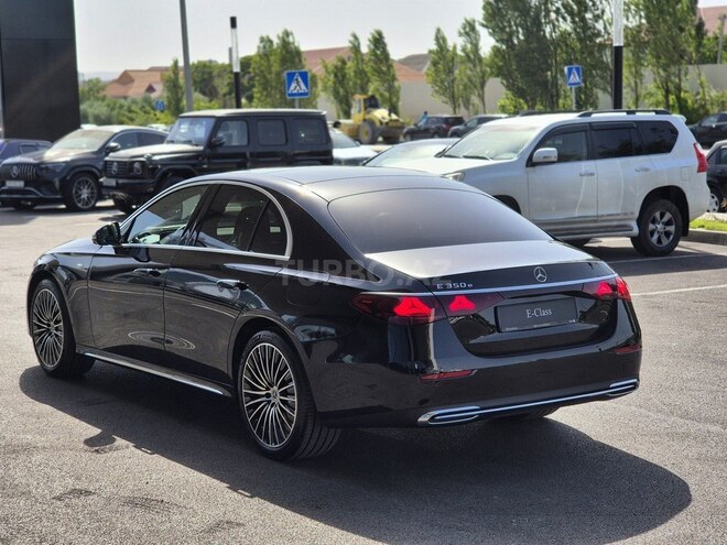 Mercedes E 350 e-4