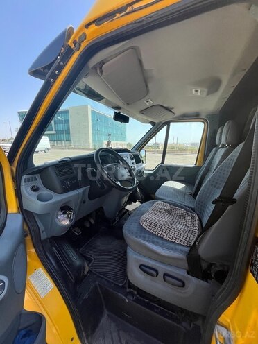 Ford Transit 2013, 235,000 km - 2.2 l - Qəbələ