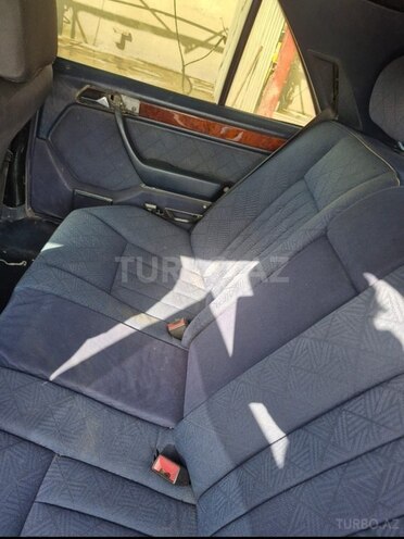 Mercedes E 250 1994, 336,000 km - 2.5 l - Bakı