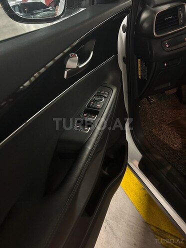 Kia Sorento 2015, 154,241 km - 2.0 l - Göygöl