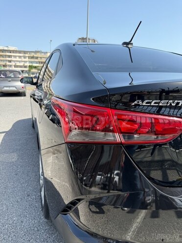 Hyundai Accent 2022, 45,423 km - 1.6 л - Bakı