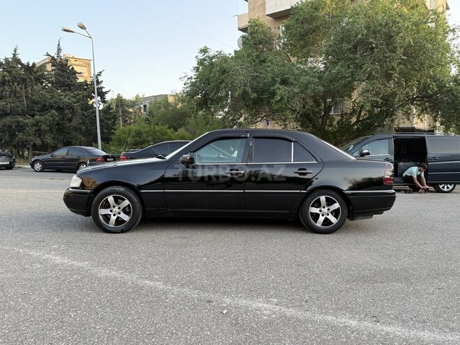 Mercedes C 250 1996, 325,821 km - 2.5 l - Bakı