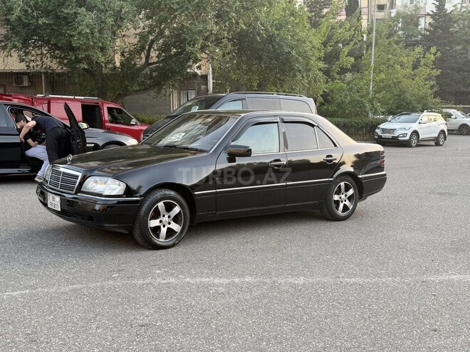 Mercedes C 250 1996, 325,821 km - 2.5 l - Bakı
