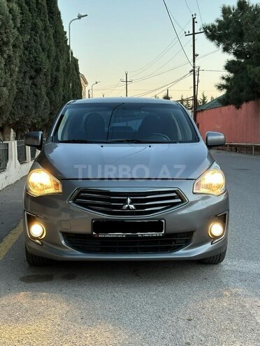 Mitsubishi Attrage 2015, 230,000 km - 1.2 l - Bakı