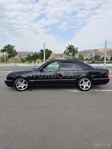 Mercedes E 240 1997, 190,000 km - 2.4 l - Bakı
