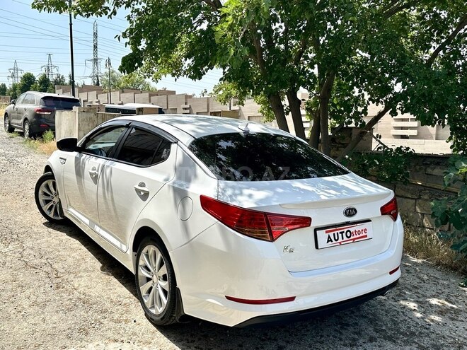 Kia K5-7