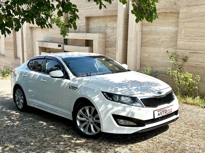 Kia K5-1