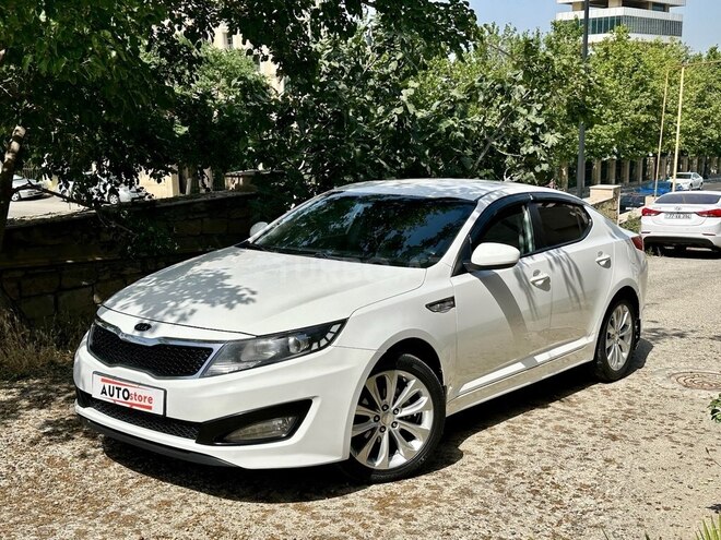 Kia K5-3