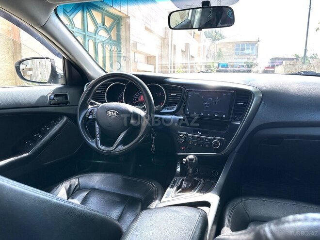 Kia K5-16
