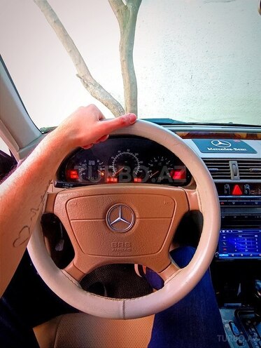 Mercedes C 230 1997, 265,000 km - 2.3 l - Bakı