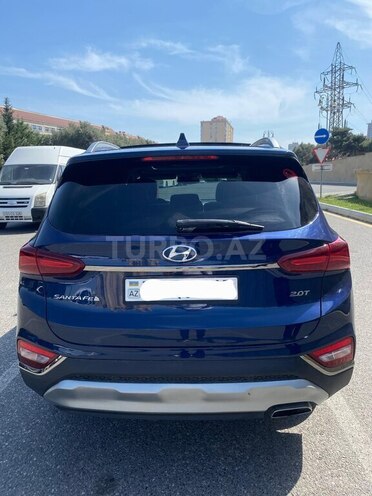 Hyundai Santa Fe-5