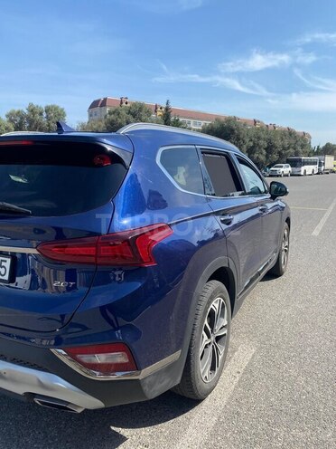 Hyundai Santa Fe-8