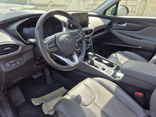 Hyundai Santa Fe-11