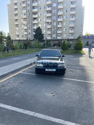 Mercedes C 220 d 1999, 338,000 km - 2.2 л - Bakı
