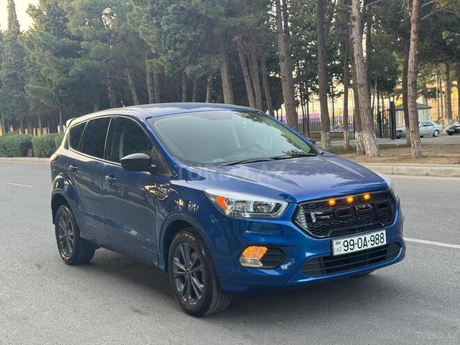 Ford Escape 2017, 241,000 km - 1.5 l - Sumqayıt