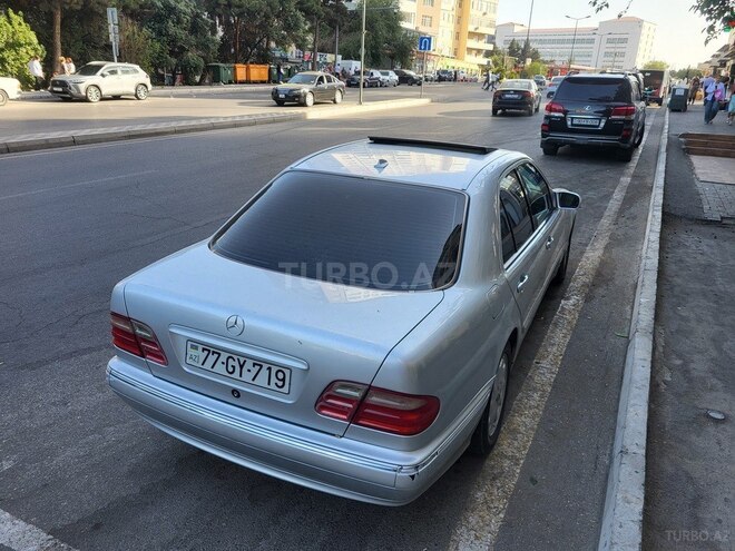 Mercedes E 280 1999, 303,000 km - 2.8 л - Bakı