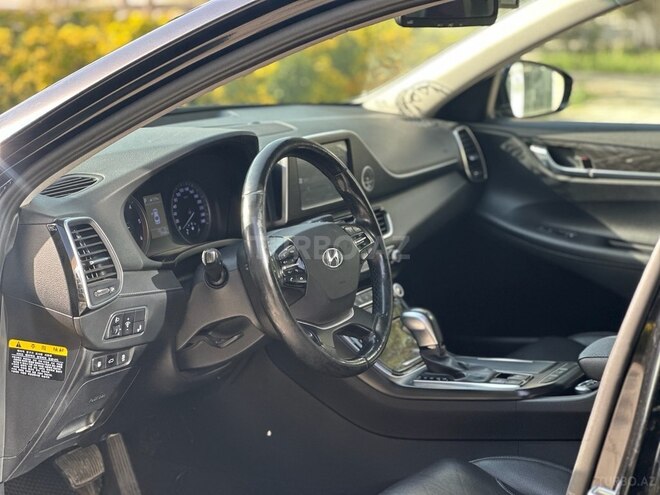 Hyundai Grandeur 2017, 197,000 km - 2.2 l - Salyan