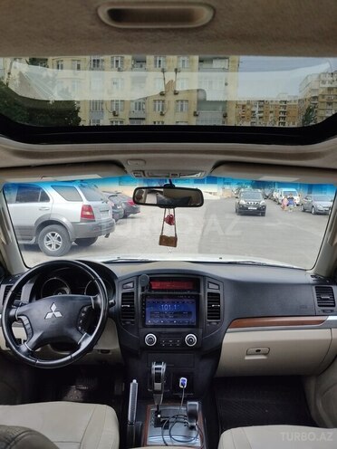 Mitsubishi Pajero 2008, 244,000 km - 3.0 л - Bakı
