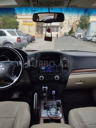 Mitsubishi Pajero 2008, 244,000 km - 3.0 л - Bakı