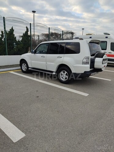 Mitsubishi Pajero 2008, 244,000 km - 3.0 л - Bakı