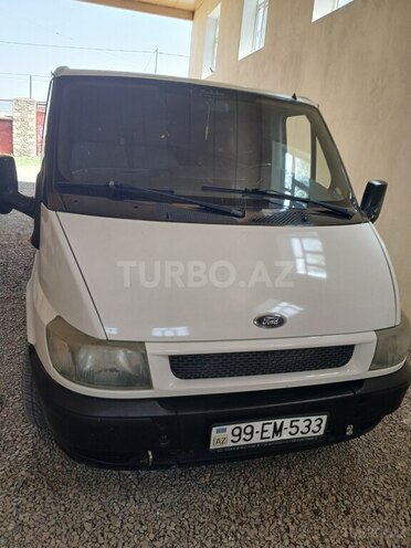 Ford Transit-9