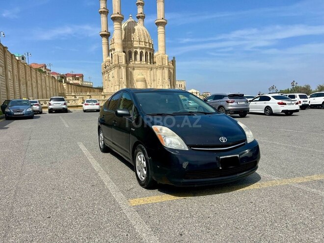 Toyota Prius-4