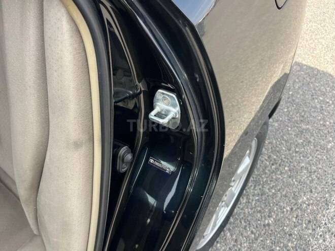Toyota Prius-11