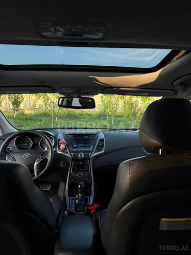 Hyundai Elantra 2015, 257,287 km - 1.8 l - Şəmkir
