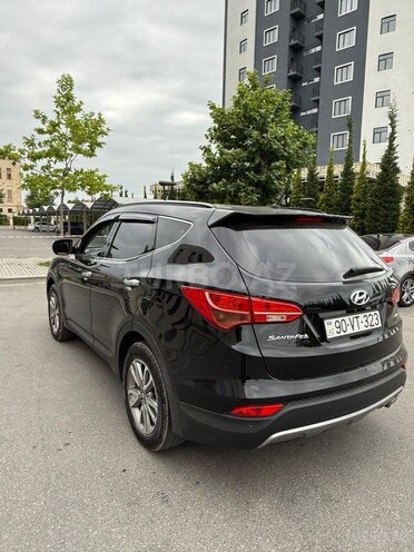Hyundai Santa Fe 2013, 175,000 km - 2.4 l - Quba