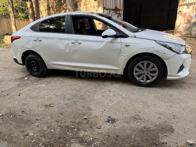Hyundai Accent 2021, 85,000 km - 1.6 l - Bakı