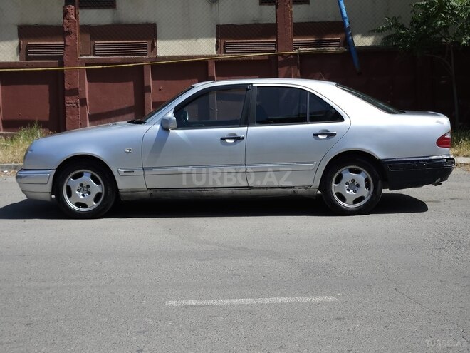 Mercedes E 240 1998, 365,000 km - 2.4 l - Bakı