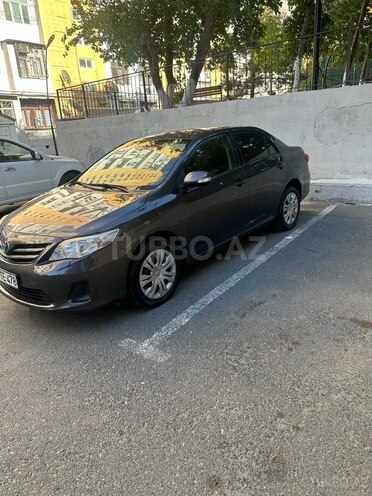 Toyota Corolla 2013, 172,000 km - 1.6 l - Bakı