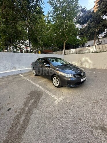 Toyota Corolla 2013, 172,000 km - 1.6 l - Bakı