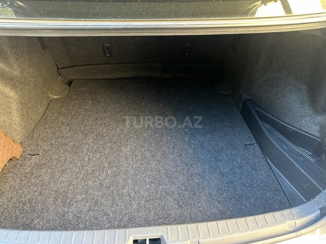 Toyota Corolla 2013, 172,000 km - 1.6 l - Bakı
