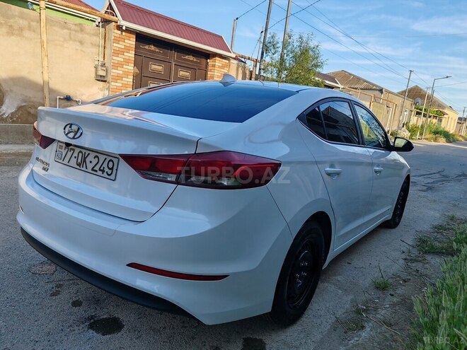 Hyundai Elantra 2017, 100,584 km - 2.0 l - Bakı