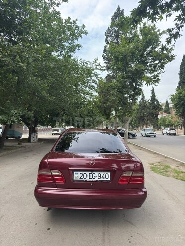 Mercedes E 200 1999, 564,000 km - 2.0 l - Gəncə