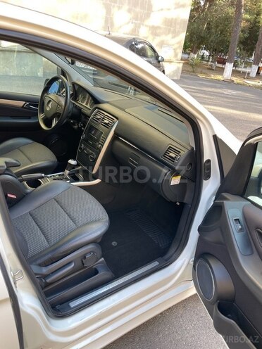 Mercedes B 170 2009, 104,000 km - 1.7 л - Bakı