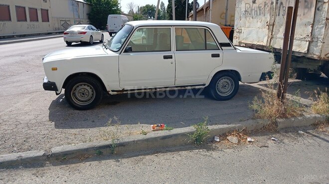 LADA (VAZ) 2107 2001, 80,000 km - 1.6 l - Bakı