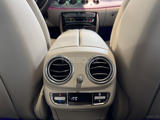 Mercedes E 300 e 2022, 18,000 km - 2.0 л - Bakı